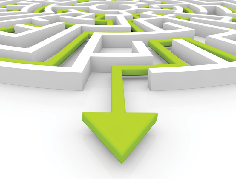 Green arrow path through labyrinth.