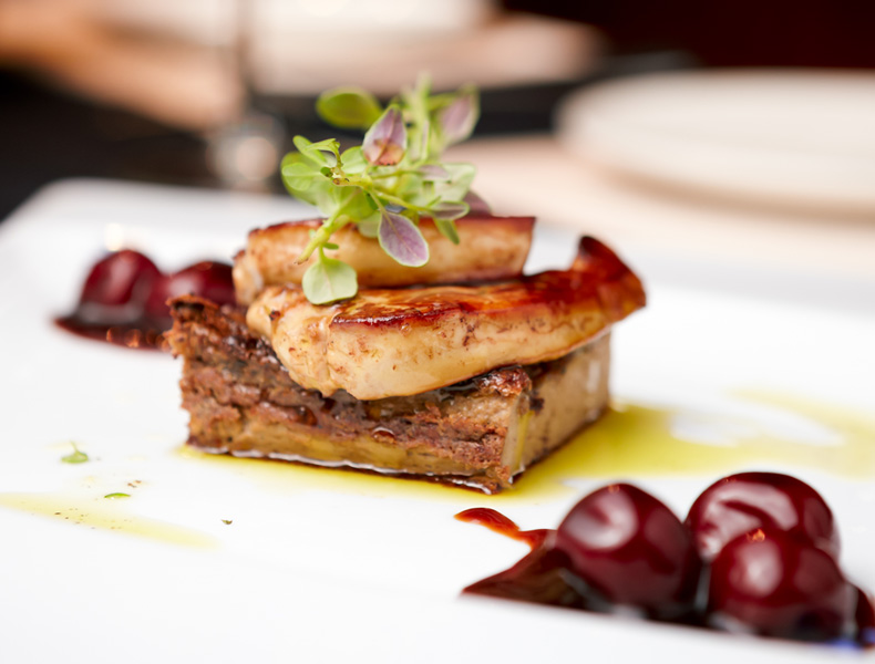 Fried foie gras with cherry sauce and figs